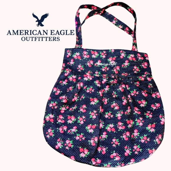 American Eagle By Payless Handbags - American Eagle tote bag, perfect for shopping, holding craft supplies, EUC